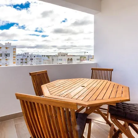 Ohana Apartment